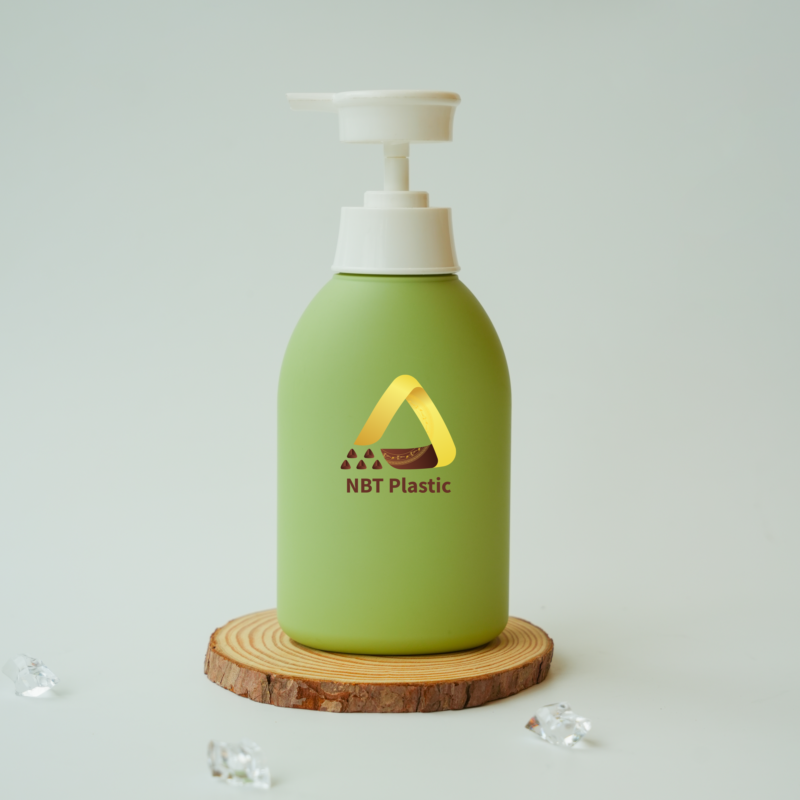 Chai nhựa HDPE 500ml đựng sữa tắm, dầu gội, dầu xả, mỹ phẩm 2025