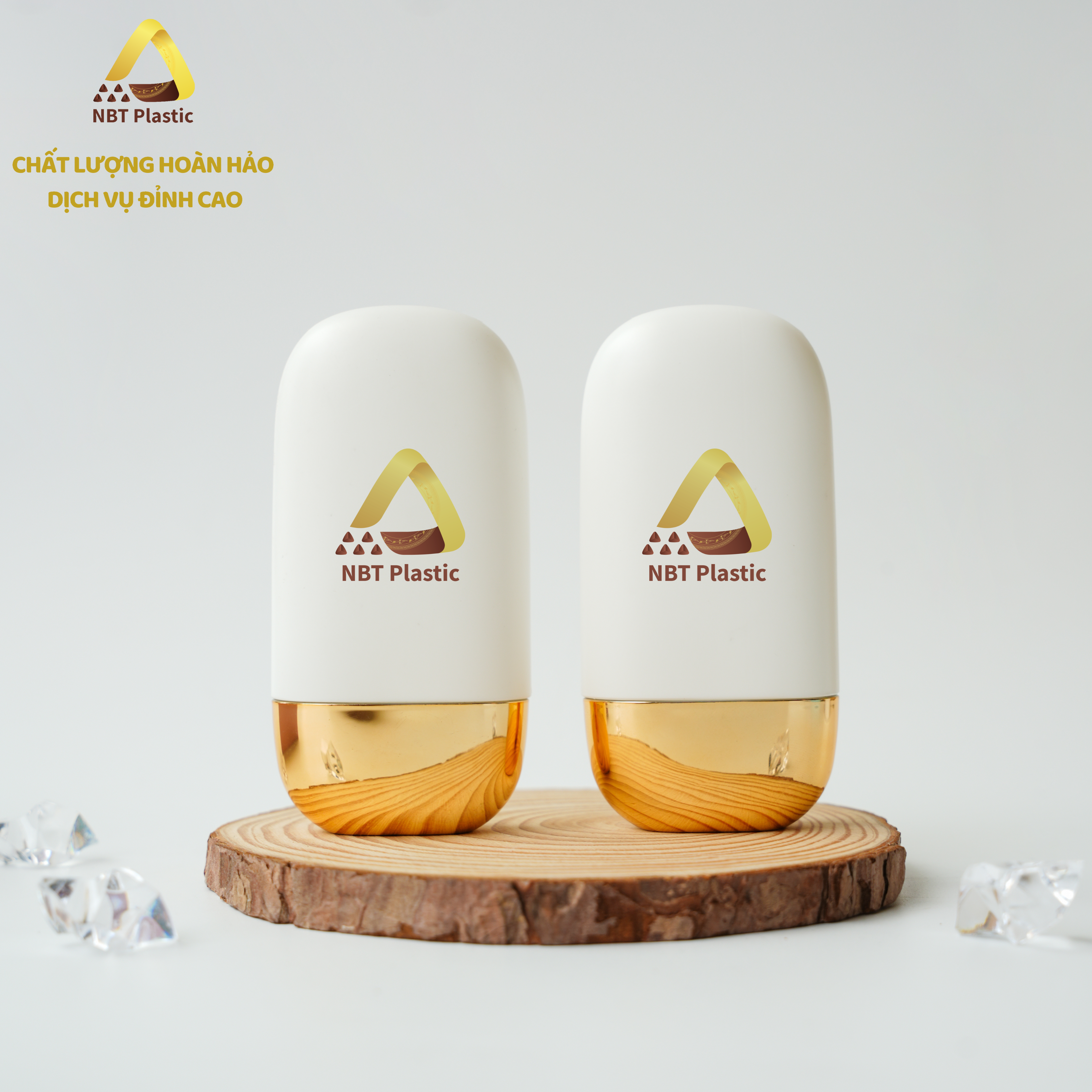 Tuýp kem chống nắng 50ml nhỏ gọn 1 Tuýp kem chống nắng 50ml nhỏ gọn