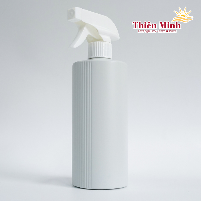 500ml Glass Cleaner Spray Bottle with Green-White Nozzle – Made in Vietnam 2 500ml Glass Cleaner Spray Bottle with Green-White Nozzle – Made in Vietnam - Image 2