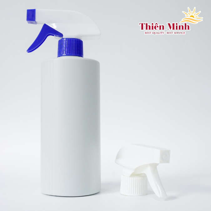 500ml Glass Cleaner Spray Bottle with Green-White Nozzle – Made in Vietnam 6 500ml Glass Cleaner Spray Bottle with Green-White Nozzle – Made in Vietnam - Image 6