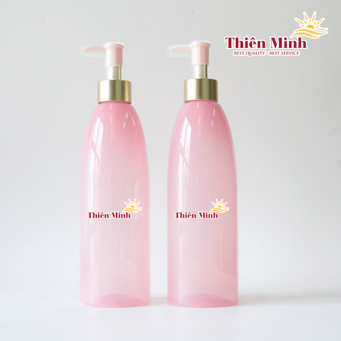 Chai PET hồng nữ tính 470ml dáng thuôn phù hợp chai đựng dầu gội và các sản phẩm về tóc